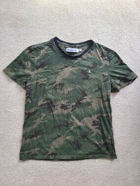 Calvin Klein camouflage t-shirt